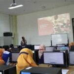 Pemanfaatan Teknologi Dalam Kelas Kolaboratif